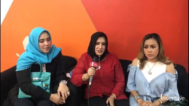 Kakak Fairuz Persilahkan Galih Ginanjar Bawa Banyak Pengacara