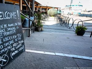 Di Swedia, Merokok di Ruang Publik Tertentu Juga Dilarang