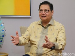 SOKSI Dukung Bamsoet Jadi Caketum Golkar, Ini Respons Airlangga