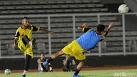Pertandingan Bhayangkara versus Tira Persikabo di Stadion Madya pada Kamis (4/7).