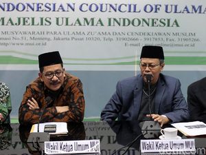 MUI Bicara Soal Wanita Bawa Anjing Masuk Masjid