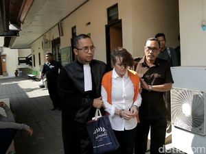 WN Australia Dituntut 1 Tahun Bui karena Kasus Ganja Cair WN Australia Dituntut 1 Tahun Bui karena Kasus Ganja Cair