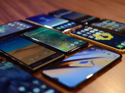 10 HP Android Terkencang di Alam Semesta