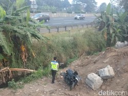 Pemotor Masuk Proyek Kereta Api Cepat, Dua Orang Tewas