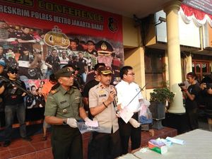 Bacok Ketua RT yang Tegur Selingkuh, Otoy: Saya Telanjur Punya Anak dengan M