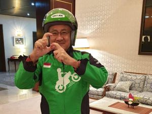 Berseragam Go-Jek, Dubes Jepang Cerita Pesanan Favorit di Go-Food Berseragam Go-Jek, Dubes Jepang Cerita Pesanan Favorit di Go-Food