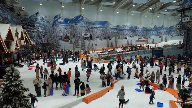 Trans Snow World