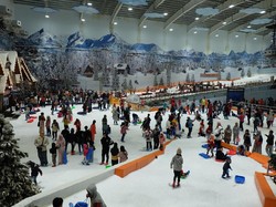 Libur Lebaran 2019, Trans Snow World Dipadati 24 Ribu Pengunjung