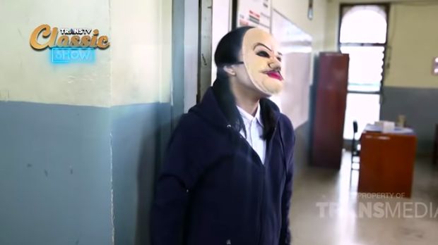 Adegan film Misteri Topeng Kertas