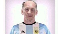 Messi sampai tua mungkin bakal tetap berkostum Argentina sampai menuntaskan rasa penasarannya. (Foto: Twitter)