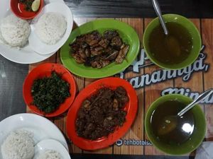 Kuliner Batak Nikmat di Ola Kisat