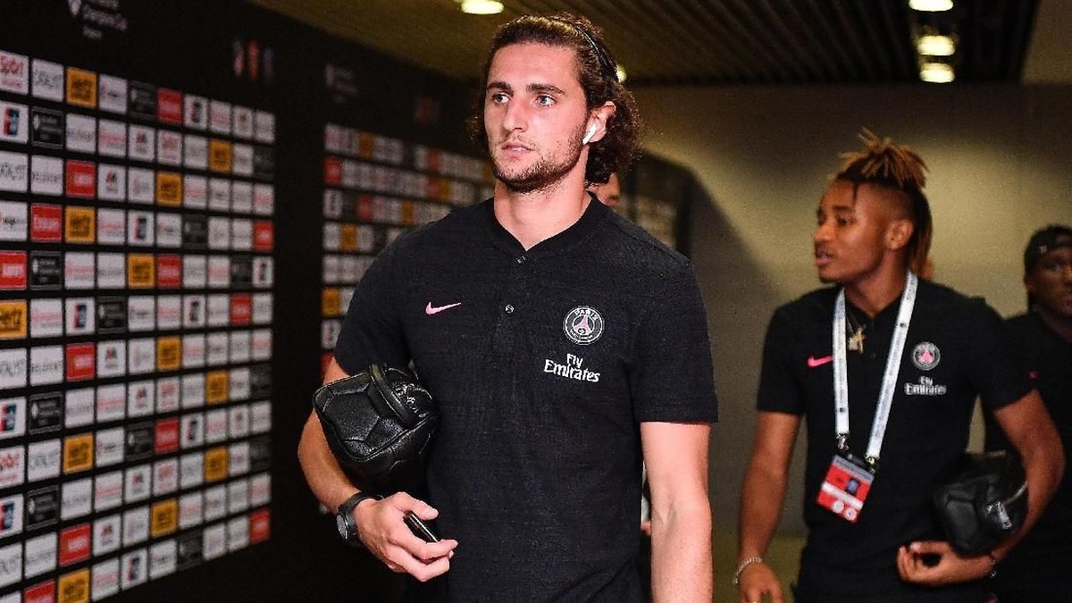 Adrien Rabiot resmi menjadi pemain Juventus (Foto: Thananuwat Srirasant/Getty Images for ICC)