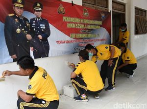 Saat Polisi Bantu Pembangunan Ponpes di Lamongan di Bulan Bakti Bhayangkara