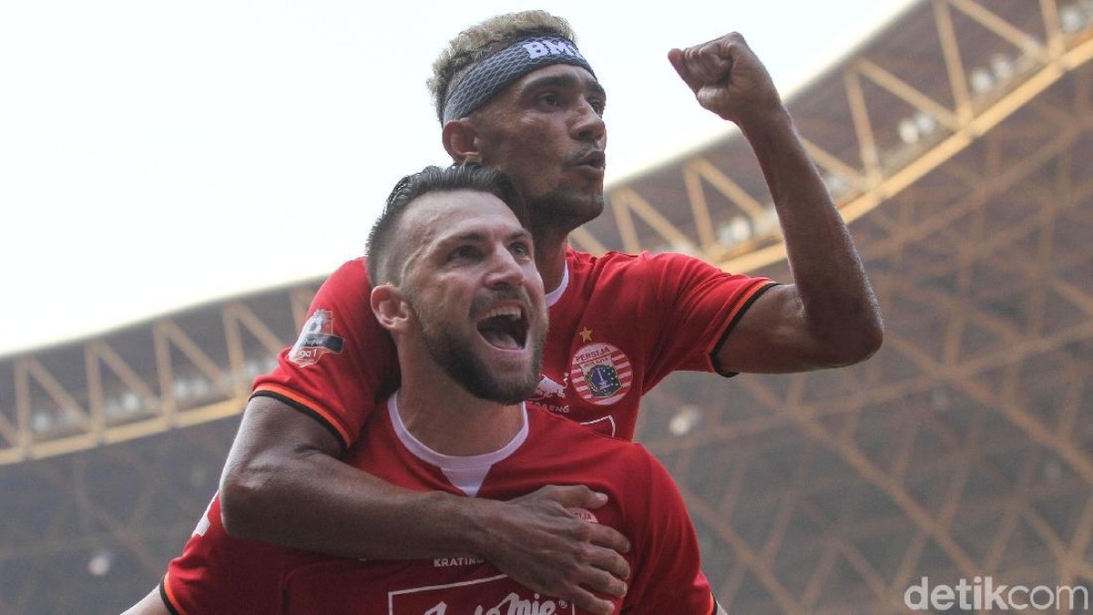 marko Simic merayakan gol ke gawang PSS Sleman. (Rifkianto Nugroho/detikSport)