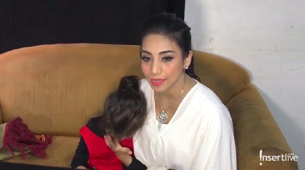 Siti Rahmawati & Elif