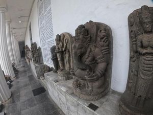 Sudah Pernah ke Taman Arca?