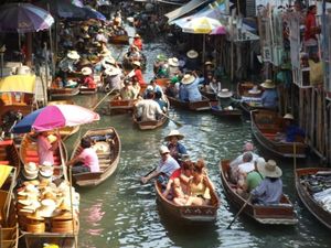 5 Negara Murah Buat Liburan ke Luar Negeri