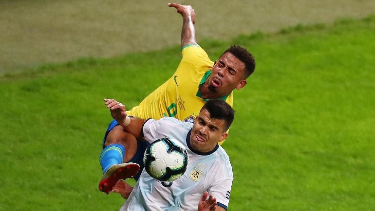 Brasil memimpin 1-0 atas Argentina di babak pertama. (Foto: Pilar Olivares/REUTERS)
