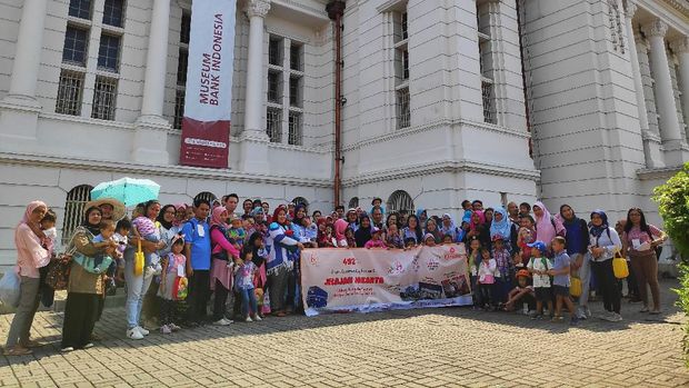 100 Bunda dan anak bersama Orami kunjungi museum
