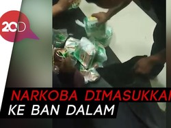 Momen BNN Bekuk Mobil Pembawa Sabu di Tengah Perlintasan Kereta