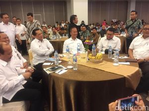 Akhirnya Buwas Bertemu Mensos Bahas Beras Bansos