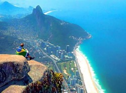 Berawal dari Mabuk, Pria Ini Keliling Dunia