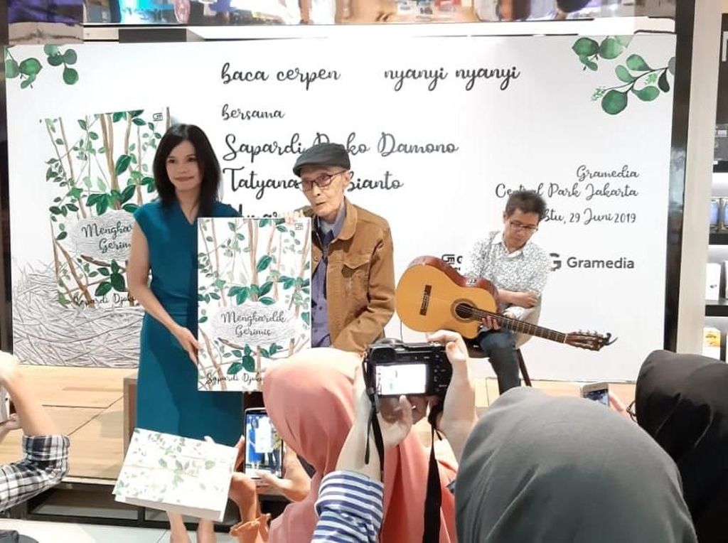 38 Rupa Cerita Sapardi Djoko Damono dalam Menghardik Gerimis 38 Rupa Cerita Sapardi Djoko Damono dalam Menghardik Gerimis