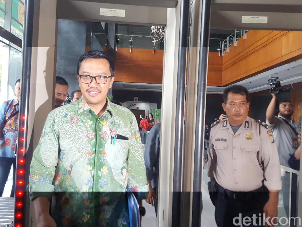 Menpora Tiba di Pengadilan, Siap Jadi Saksi di Sidang Kasus Suap Menpora Tiba di Pengadilan, Siap Jadi Saksi di Sidang Kasus Suap