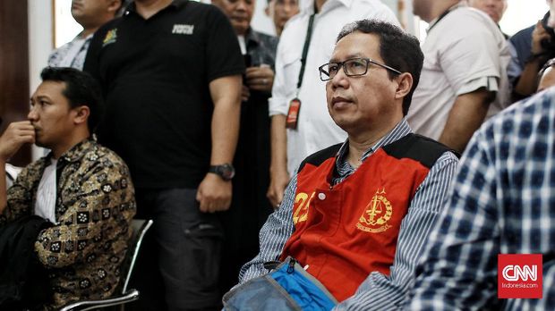 Eks Ketua PSSI Joko Driyono Dituntut 2 Tahun 6 Bulan Penjara