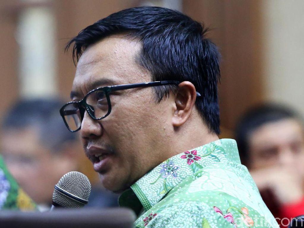 Menpora Ngaku Tak Pernah Perintahkan Aspri Temui Sekjen KONI Menpora Ngaku Tak Pernah Perintahkan Aspri Temui Sekjen KONI