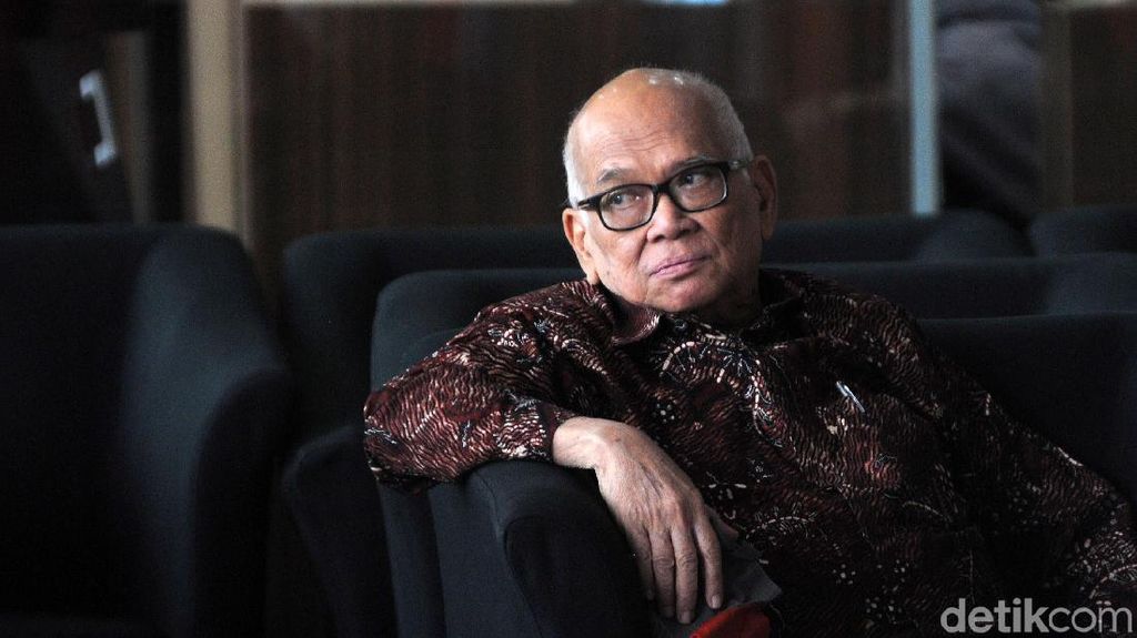 Eks Menko Perekonomian Dorodjatun Diperiksa Terkait Kasus BLBI Eks Menko Perekonomian Dorodjatun Diperiksa Terkait Kasus BLBI