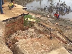 Jalan Trans-Sulawesi Amblas, Distribusi Air di 6 Kecamatan Putus