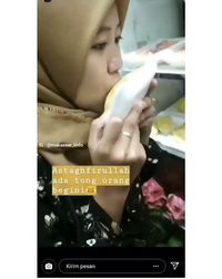  Tanpa rasa bersalah segerombalan cukup umur ini memberantakkan kuliner di supermarket dan vid Viral! Segerombol Mahasiswi Berantakkin Makanan di Minimarket