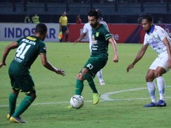 Combo! Persib dan Robert Rene Sedang Jelek Lawan Persebaya