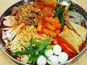 Pulang Kantor Bisa Santai Sambil Makan Enak di 5 Resto di Citos