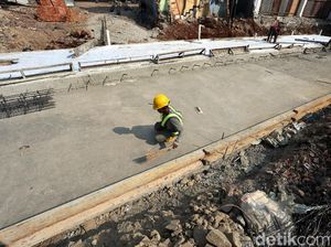 Jalan Raya Narogong Bekasi Dilebarkan untuk Urai Kemacetan