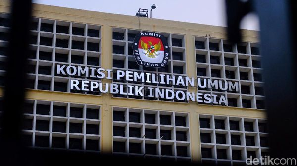 Lagi-lagi KPU Diadukan soal Private Jet