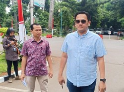 Farhat Abbas Harap Rey Utami-Benua Tak Sampai Ditahan di Kasus Ikan Asin