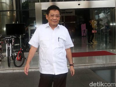 Dirut Pupuk Indonesia Logistik Ahmadi Hasan Diperiksa KPK