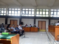 Dituntut Pidana Percobaan, 5 Komisioner KPU Palembang Ajukan Pleidoi Besok