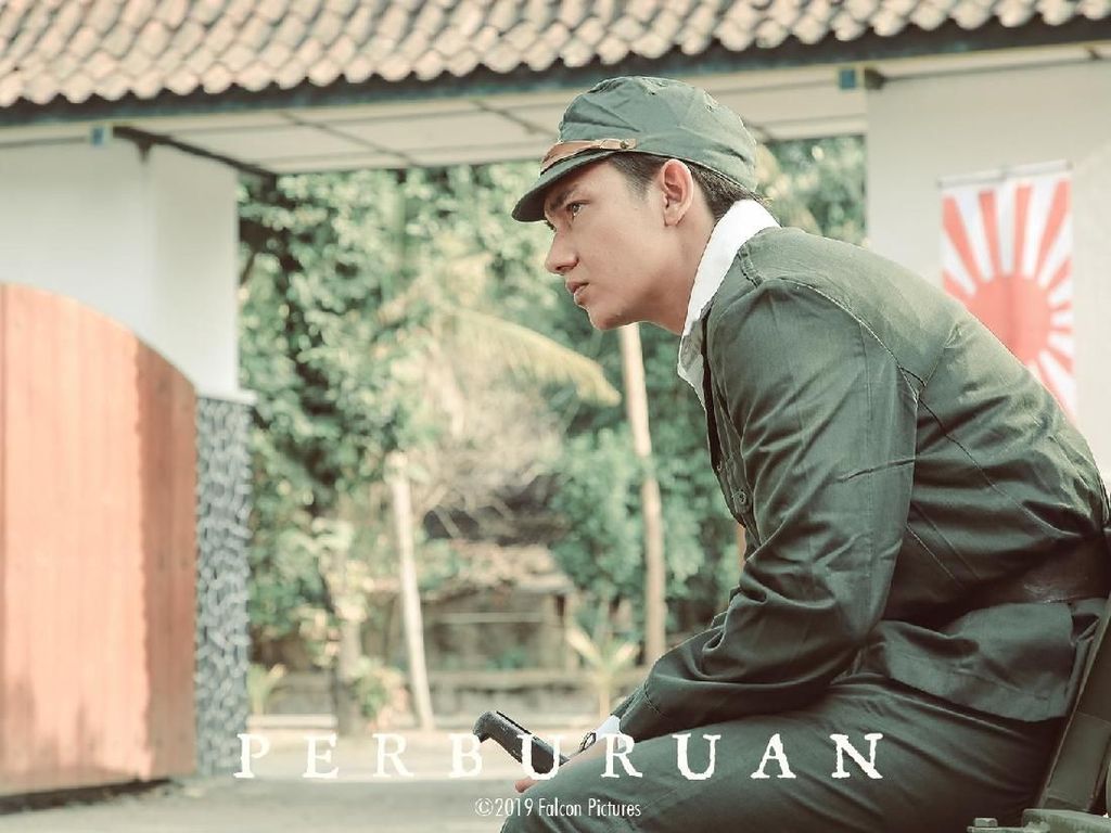 Ketakutan Adipati Dolken Lakoni Syuting di Hutan Ketakutan Adipati Dolken Lakoni Syuting di Hutan