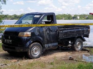 Pencarian Sekeluarga di Mobil Nyemplung ke Sungai Kahayan Dilanjut Pencarian Sekeluarga di Mobil Nyemplung ke Sungai Kahayan Dilanjut