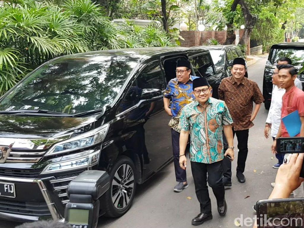 Temui Maruf Amin, Cak Imin Bahas Kursi Menteri Temui Maruf Amin, Cak Imin Bahas Kursi Menteri