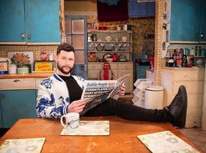 Kerennya Momen Kulineran Calum Scott, Musisi yang Tampil di Prambanan Jazz