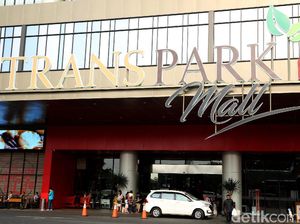 Akses Mudah ke Trans Snow World Naik Kendaraan Umum Akses Mudah ke Trans Snow World Naik Kendaraan Umum