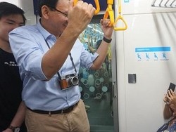 Video Momen Ahok Jajal MRT untuk Pertama Kali
