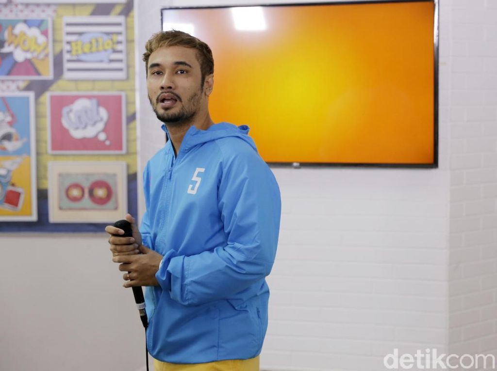 JFlow Bawa Ulang Poco-poco dengan Sentuhan Baru JFlow Bawa Ulang Poco-poco dengan Sentuhan Baru
