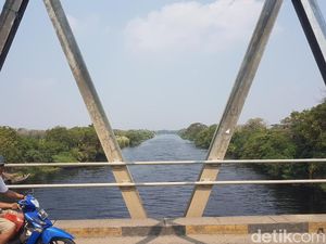 Sungai Ciujung Lebak Surut Siaga 2, Warga Diminta Tetap Waspada Banjir Sungai Ciujung Lebak Surut Siaga 2, Warga Diminta Tetap Waspada Banjir