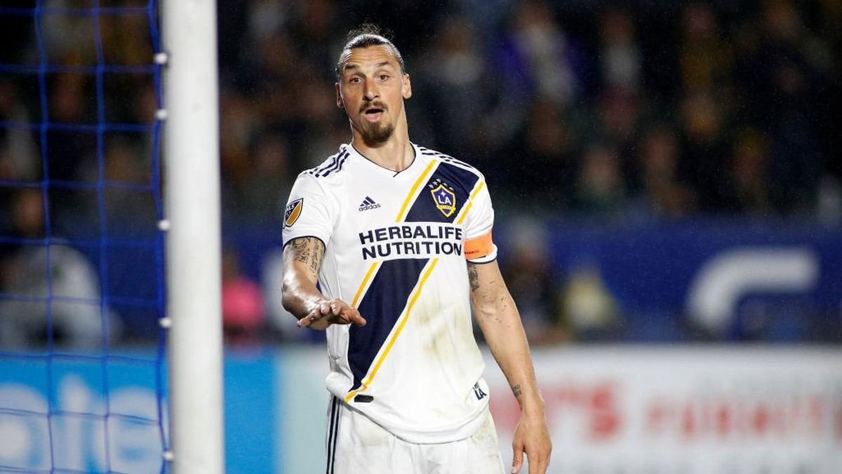 Pelatih Tottenham Hotspur Jose Mourinho tidak tertarik merekrut Zlatan Ibrahimovic. (Foto: Meg Oliphant/Getty Images)