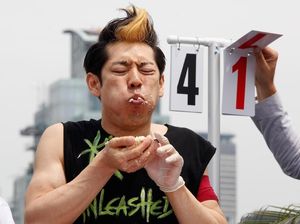 Untuk Lenturkan Organ Dalam Perut, Jawara Makan Ini Sering Latihan Minum Air Untuk Lenturkan Organ Dalam Perut, Jawara Makan Ini Sering Latihan Minum Air